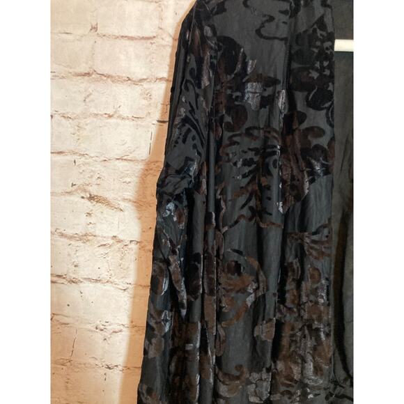 VT Luxe Top Womens Small Black Velvet Burnout Open Front Asymmetric Hem Grunge - Picture 4 of 12